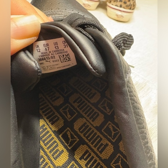 PUMA Black-Puma Team Gold GV Las Vegas shoes size 12 - Picture 9 of 9